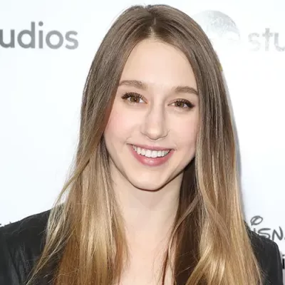 Laryssa Farmiga