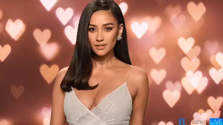 Shay Mitchell Net Worth in 2023 How Rich is She Now?