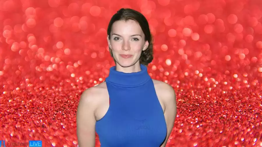 Betty Gilpin Net Worth in 2023 How Rich is She Now?