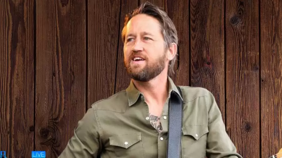 Chris Shiflett Net Worth in 2023 How Rich is He Now?