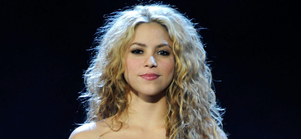 Is Shakira Dropping Lewis Hamilton Romance For THIS Popular Rapper?!?