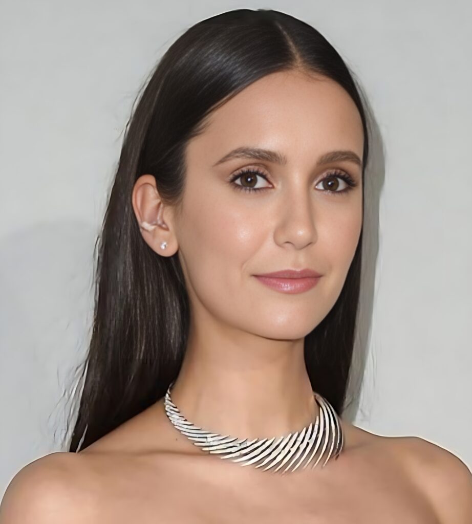 Nina Dobrev (Actress) Age, Wikipedia, Biography, Videos, Height, Weight, Boyfriend and More