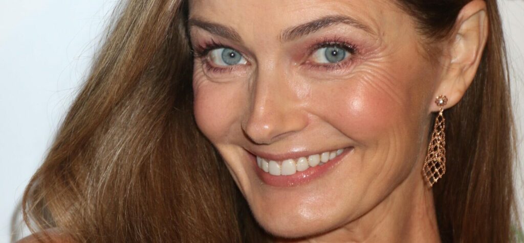 Paulina Porizkova Shares Her ’58-Year-Old Face’ With and Without Makeup