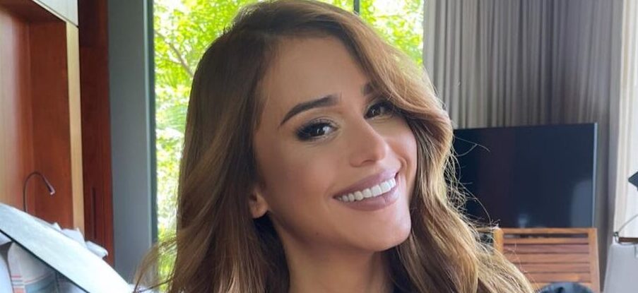 World’s Hottest Weather Girl Yanet Garcia Stuns In Strappy Lingerie