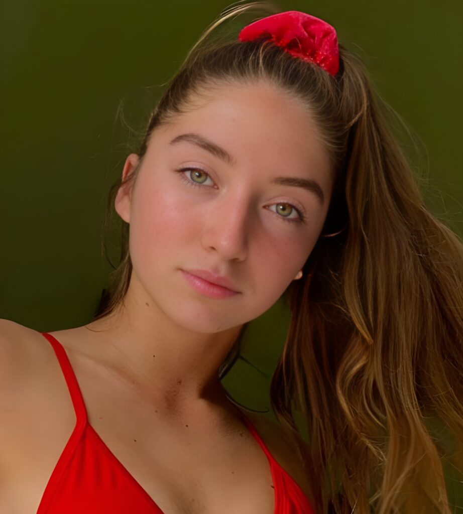 Zoi Lerma (Influencer) Age, Wiki, Biography, Family, Ethnicity, Net Worth and More