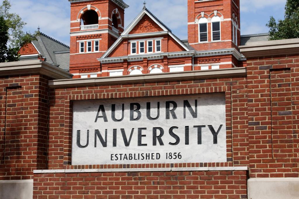 Auburn University hunts for suspect who attacked woman headed to campus