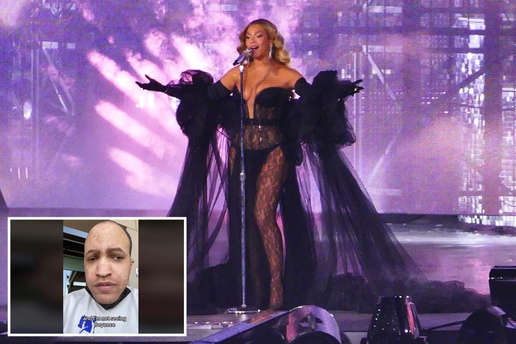 Disabled BeyoncÃ© fan misses show after airline can’t fit his wheelchair on plane: ‘Ableism strikes again’