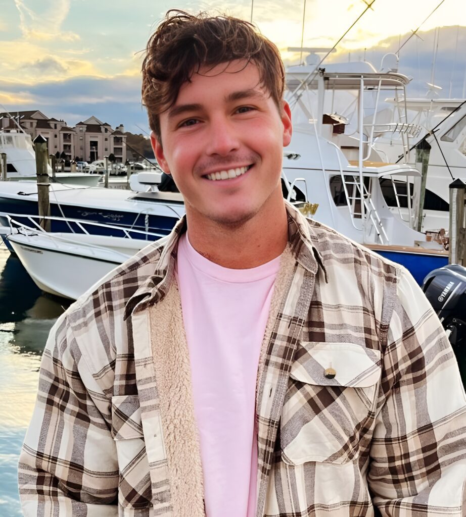 John Henry Spurlock (Bachelor in Paradise) Wiki, Age, Family, Ethnicity, Net Worth, Height Weight and More
