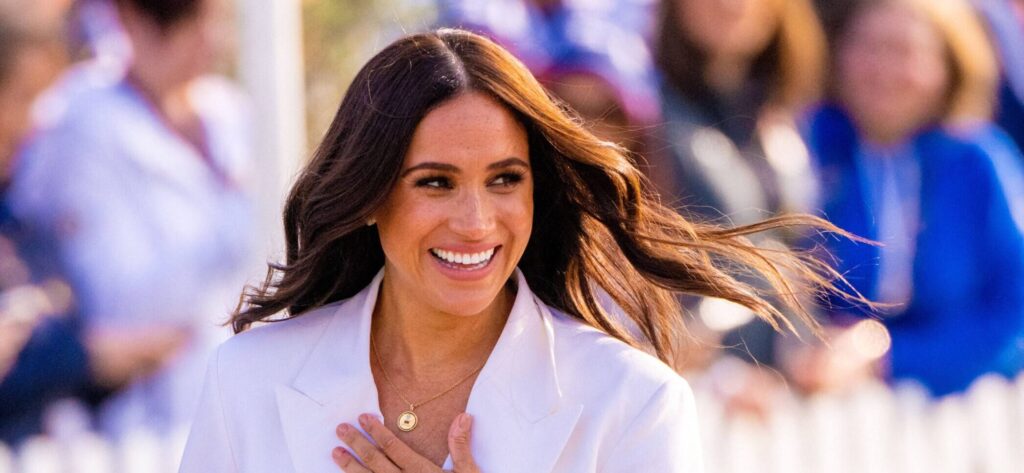 Meghan Markle’s BTS ‘Suits’ Pictures Leaves Co-Star In Instagram Trouble