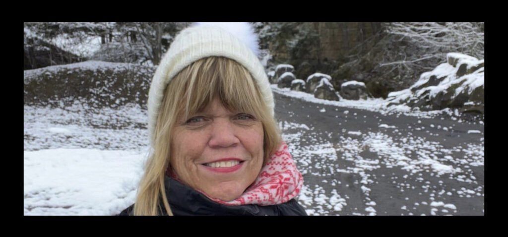 ‘LPBW’ Star Amy Roloff Arrives At Cookbook Cover Decision Thanks To Fans & Family