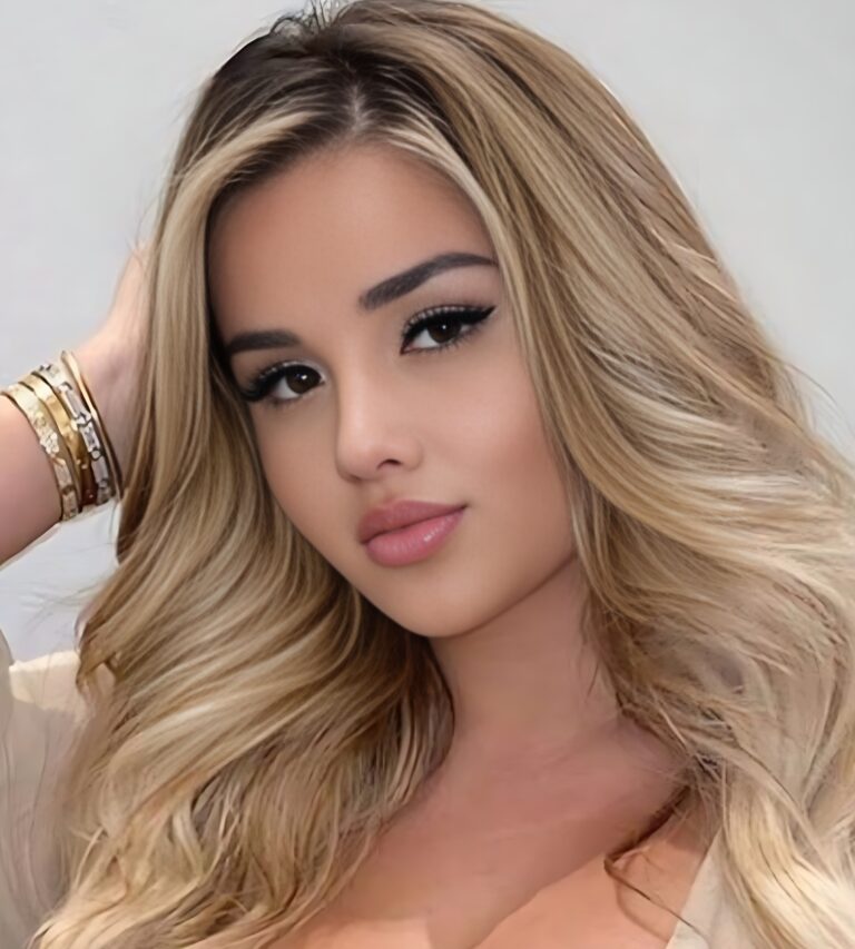 Anastasia Kvitko Age, Biography, Wikipedia, Boyfriend, Videos, Height ...