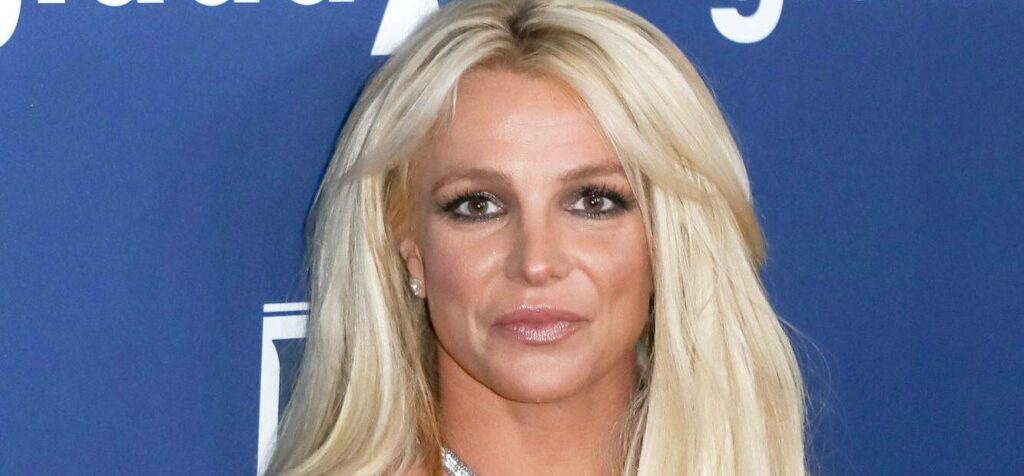 Britney Spears Says She Is ‘Too Sweet’ For ‘Explicit Photo Shoots’ With Photo Of Brad Pitt