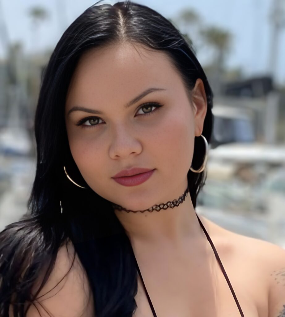 Brynn Michaels (Actress) Height, Weight, Family, Net Worth, Boyfriend, Photos, Career, Videos and More