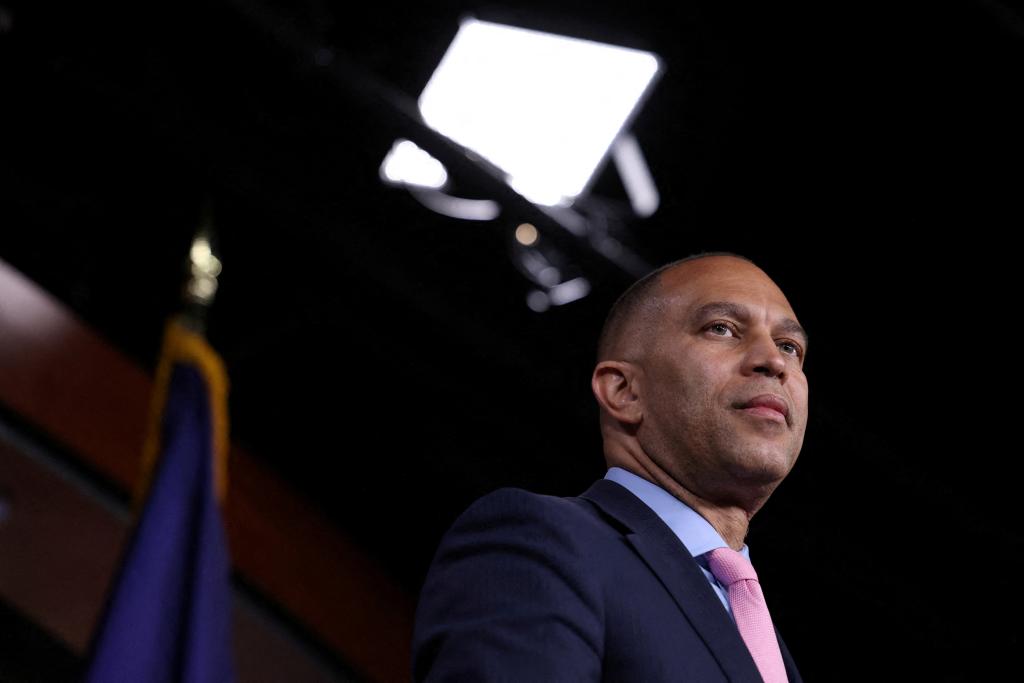 Hakeem Jeffries calls on GOP to ‘get their act together’ with speaker’s race as war flares up in Israel