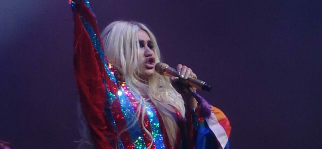 Kesha Wants To ‘Really Bare My Soul’ During ‘Vulnerable’ Gag Order Tour