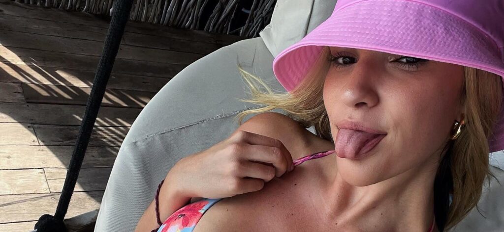 Volleyball Star Kalya Simmons In Pink Bikini Goes For A ‘Quick Dip’