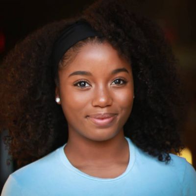 Hadar Busia Singleton- Wiki, Age, Height, Boyfriend, Net Worth