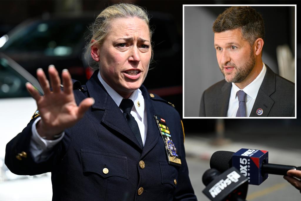 Retired NYPD cop Alison Esposito can beat upstate Dem in key district: House GOP poll