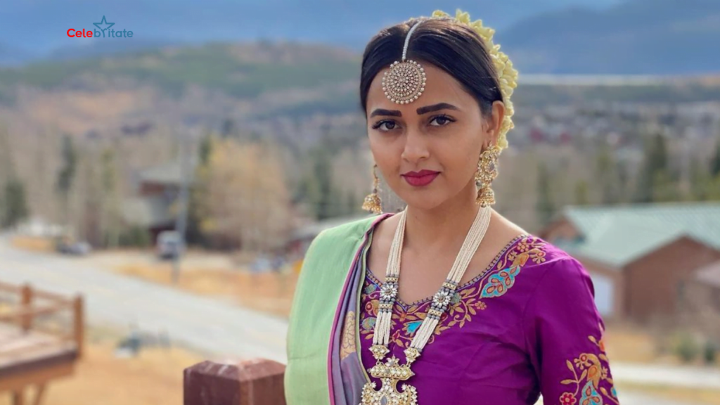 Tejasswi Prakash (Actress) Height, Weight, Age, Affairs, Biography & More