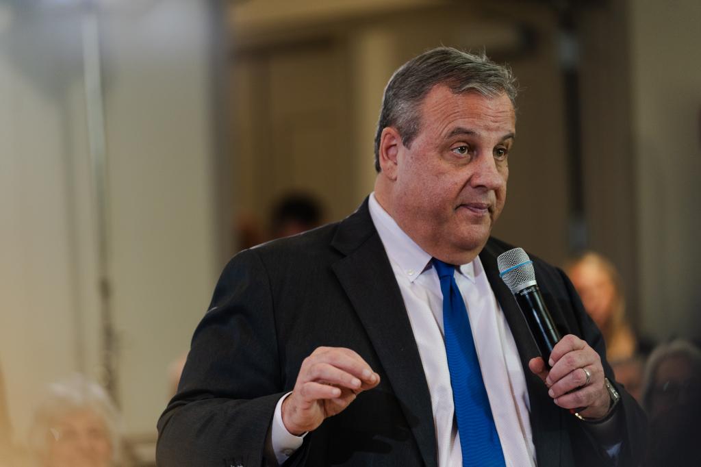 Chris Christie insists he won’t drop out of 2024 race in new NH ad