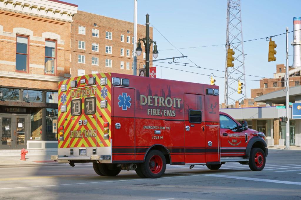 Drunk paramedic crashes Detroit ambulance with patient in back: officials