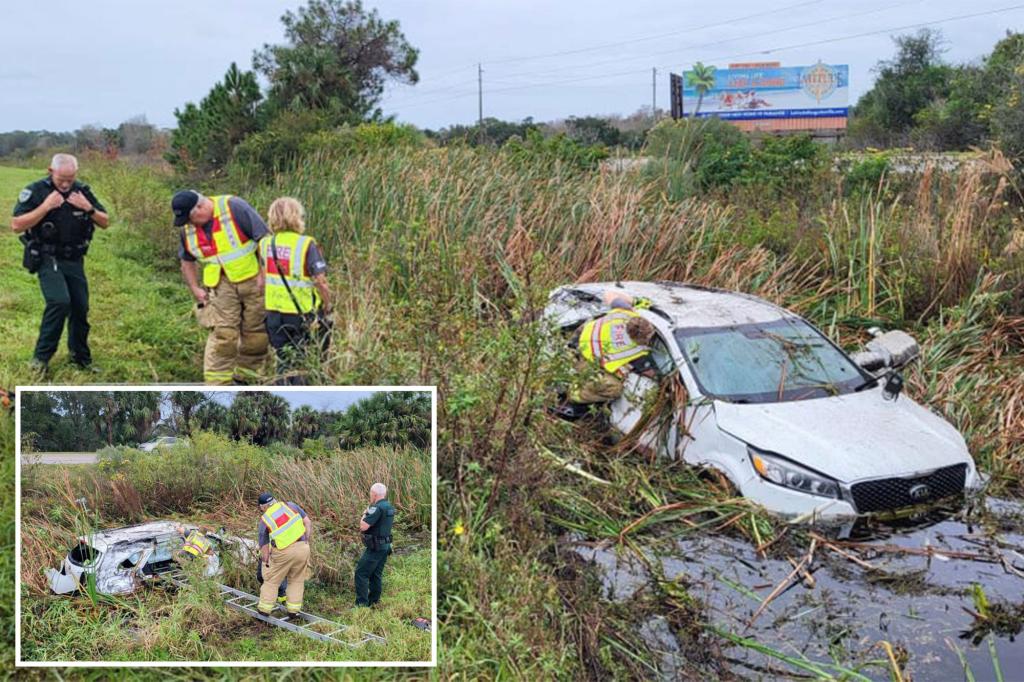 Florida first responders form human chain to ‘save Christmas’ after mom crashes into watery ditch with car full of presents