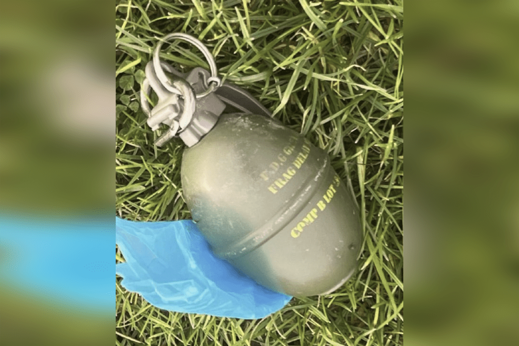 Hand grenade-shaped doggy bag causes panic at Oregon middle school