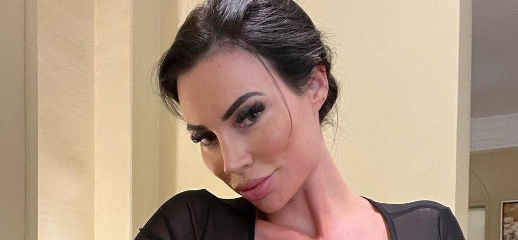 Kim Kardashian Lookalike Model Teases Major Bikini Spillage In Selfie