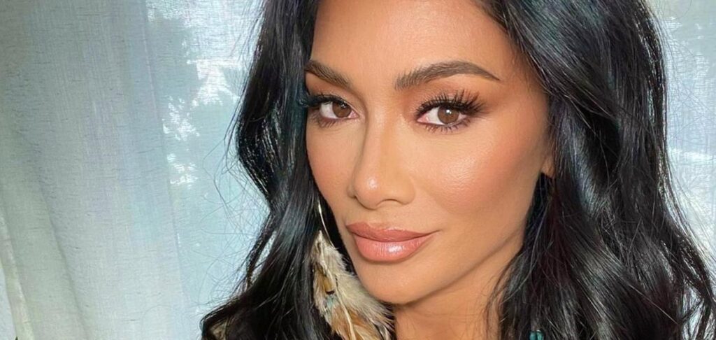 Nicole Scherzinger Going Braless Beneath Sheer Dress ‘Not Helpful’