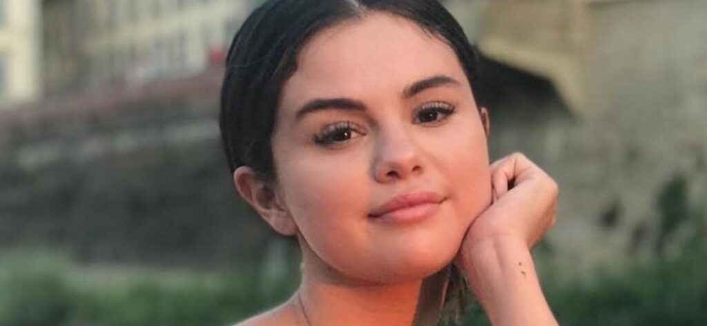 Selena Gomez In White Bikini Melts Instagram With Her Smile