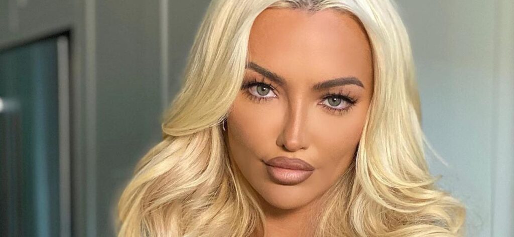 Lindsey Pelas In String Bikini Shows Off Her Bad ‘Habit’