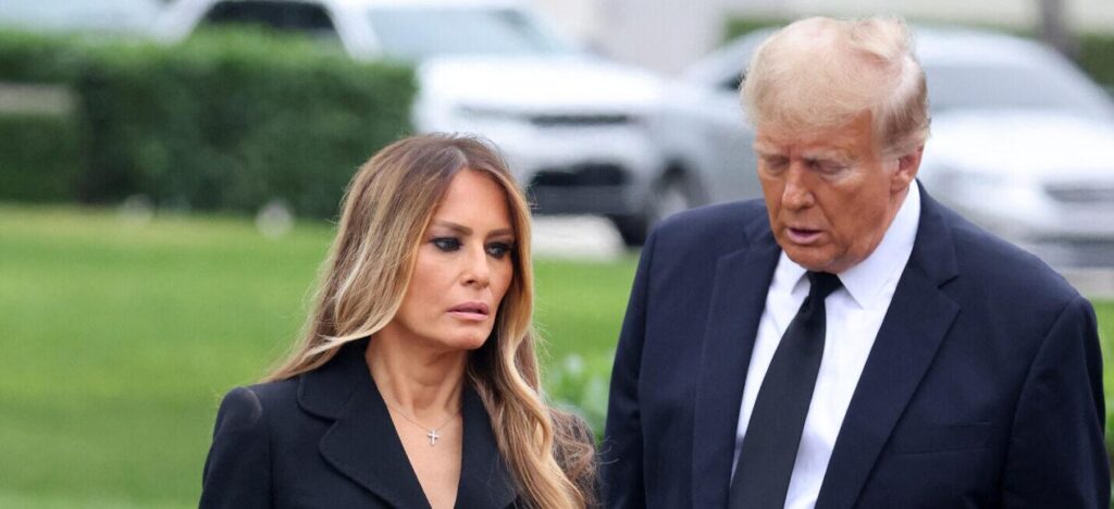 Melania Trump’s Mar-a-Lago Pic Sparks Wild ‘Photoshop’ Conspiracy Theory