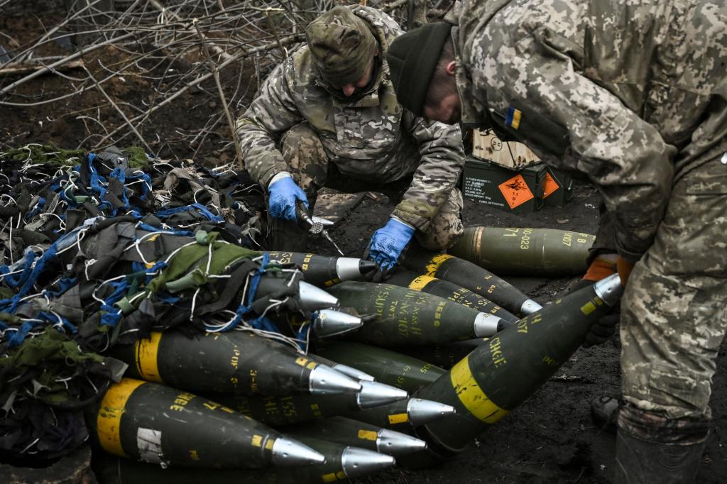 Ukraine struggling to maximize every shell as ammunition ration continues