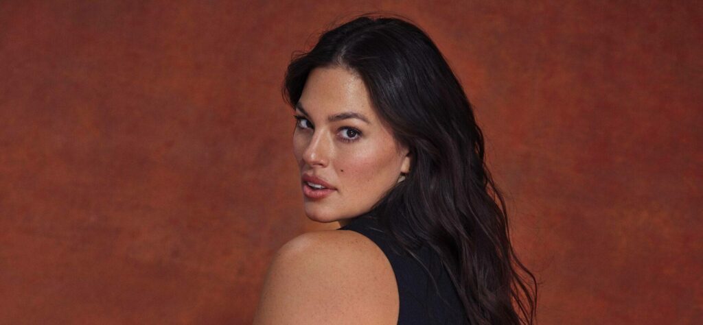 Ashley Graham Assures Moms 'You're Not Alone' For This Reason