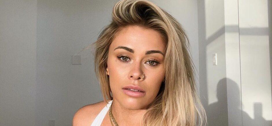Paige VanZant Bares Her Fit Body While Lounging On The Couch In Her Lingerie