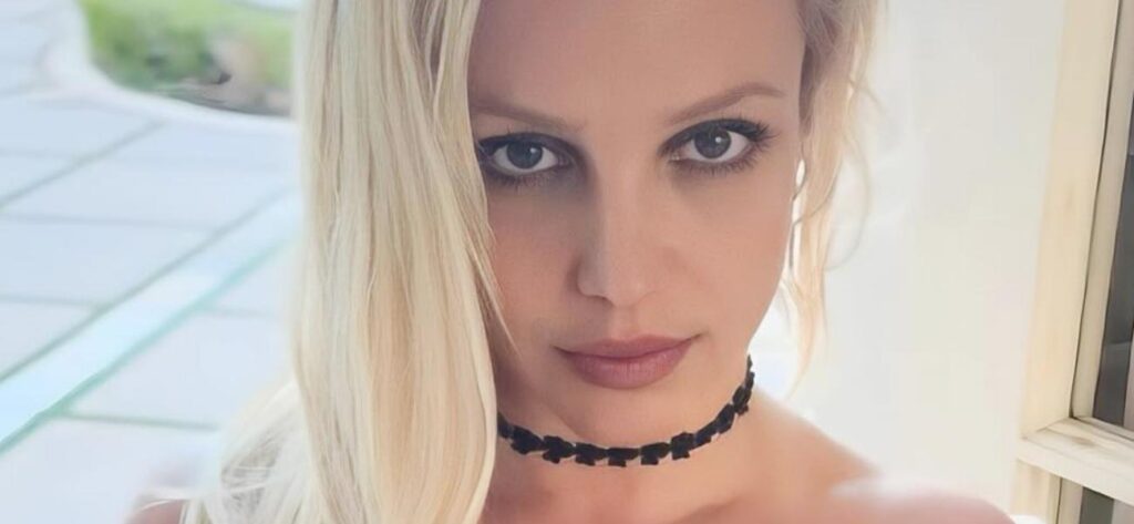 Britney Spears Forced To Censor Unclothed Shower Photo
