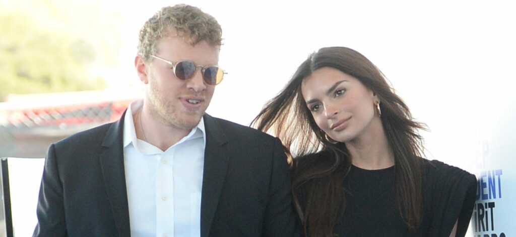 Emily Ratajkowski Throws Shade On Rumored Split With Husband