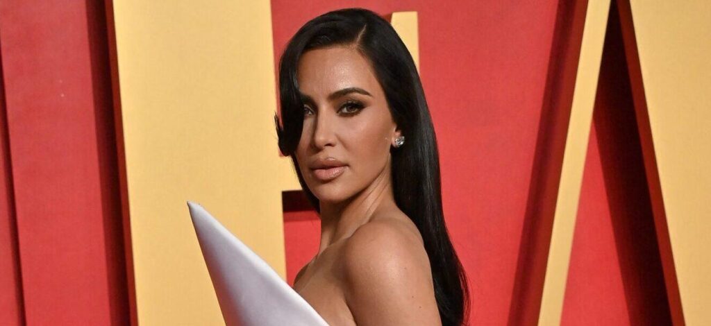 Kim Kardashian Showing Off Her Buns Is A Certified 'Cake Boss'