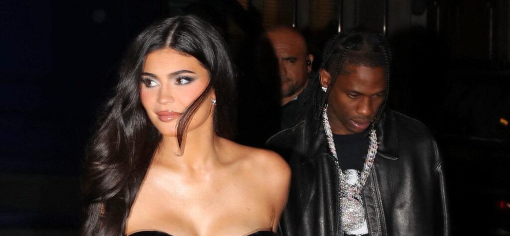 Kylie Jenner Reveals Travis Scott To Blame For No Baby Name!