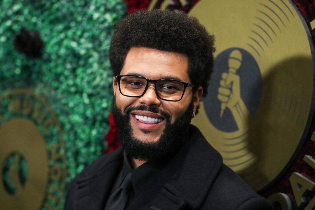 The Weeknd Cancels Show Mid-Song After Losing Voice