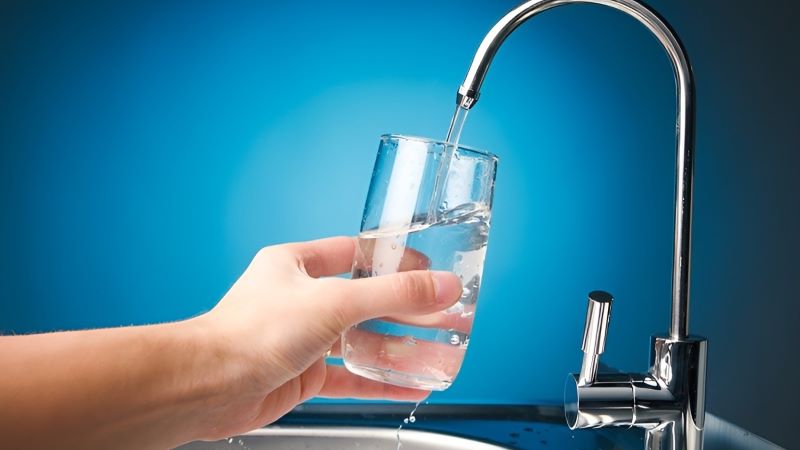 Nước lọc từ máy lọc nước có thể uống trực tiếp nếu chất lượng của máy lọc và nguồn nước đầu vào được đảm bảo