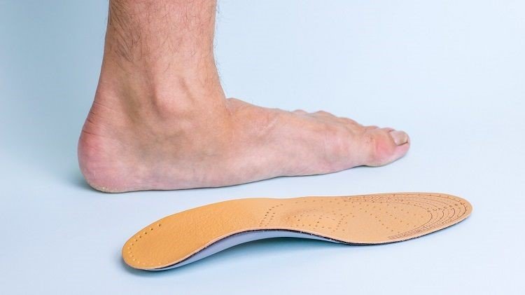 10 dấu hiệu trên bàn chân cảnh báo sức khỏe của bạn