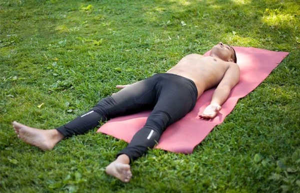 Bật mí 7 tư thế Yoga giúp ngăn ngừa rụng tóc bạn nên áp dụng ngay