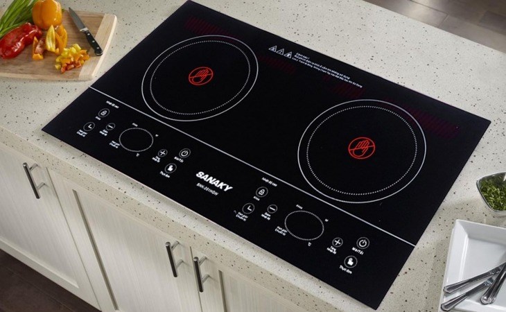 Bếp hồng ngoại đôi lắp âm Sanaky SNK-201HGW có thiết kế hiện đại, sang trọng, giúp làm tăng thêm vẻ đẹp cho không gian bếp