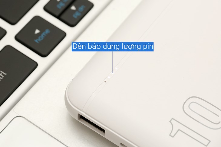 Cách nhận biết pin sạc dự phòng đã đầy đơn giản