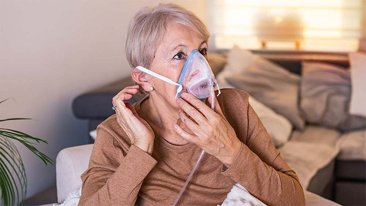 Sử dụng máy tạo oxy cho những người bị suy giảm khả năng hô hấp