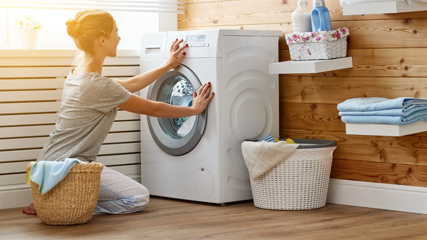 Vệ sinh máy giặt bằng Javen