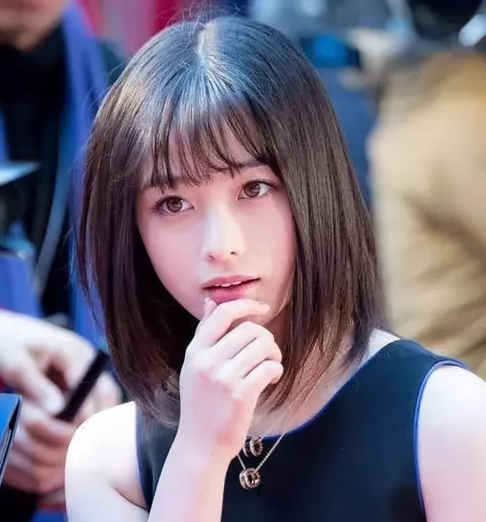 Kanna Hashimoto là ai? ‘Idol ngàn năm mới gặp’ nhờ một tấm ảnh