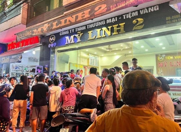 Kẻ cướp tiệm vàng ở Bình Định có dấu hiệu tâm thần
