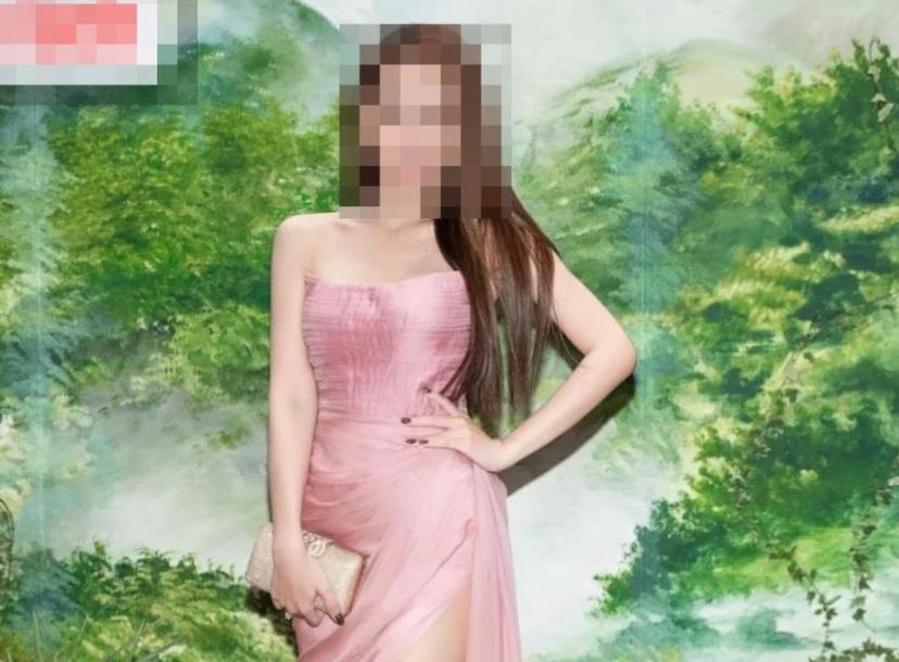 Lộ Clip Hoa hậu Thế giới và Hoa khôi du lịch Việt Nam "bán dâm" 200 triệu đồng